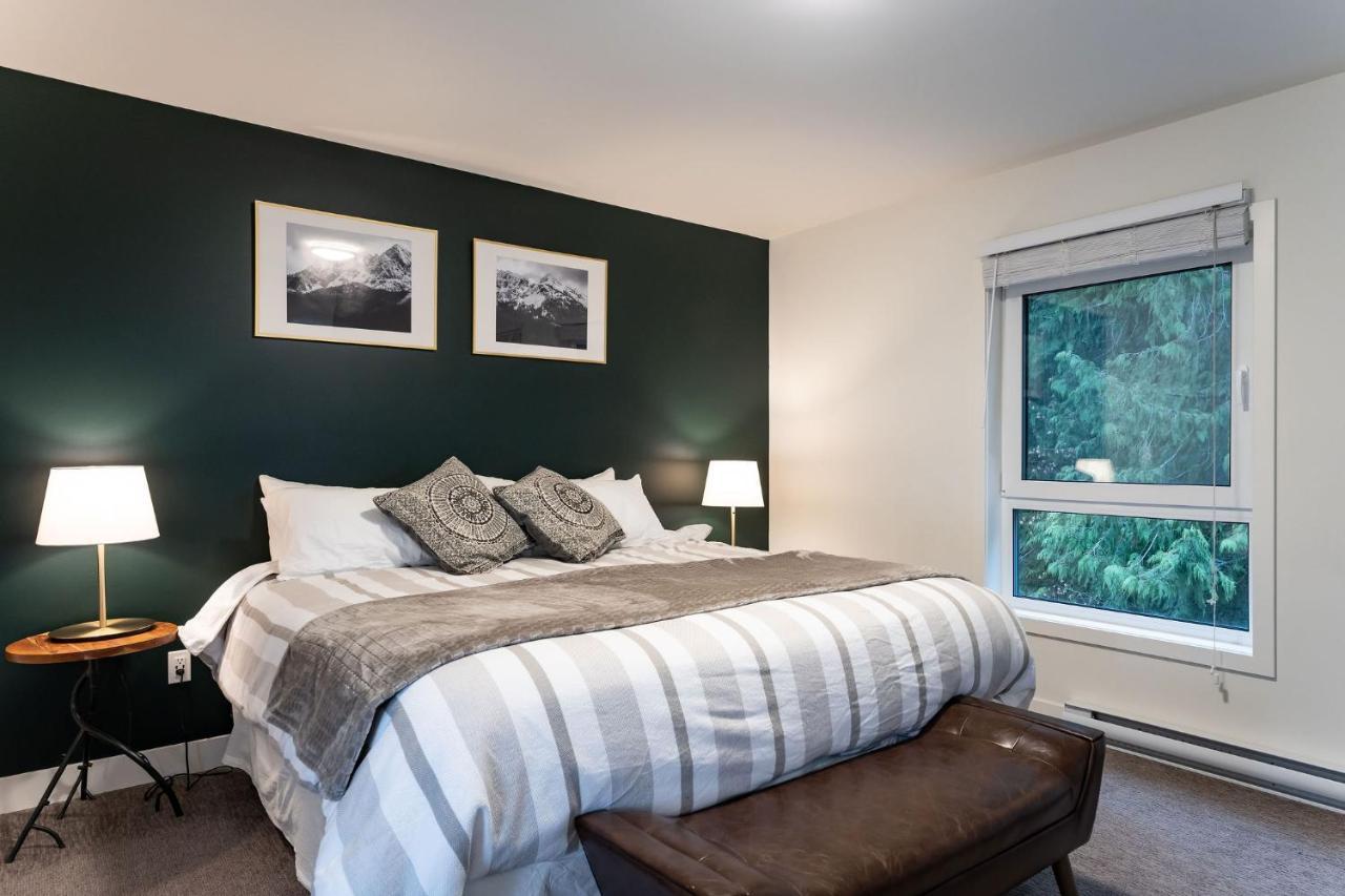 Apartament Alpine Escape By Revelstoke Vacations Zewnętrze zdjęcie